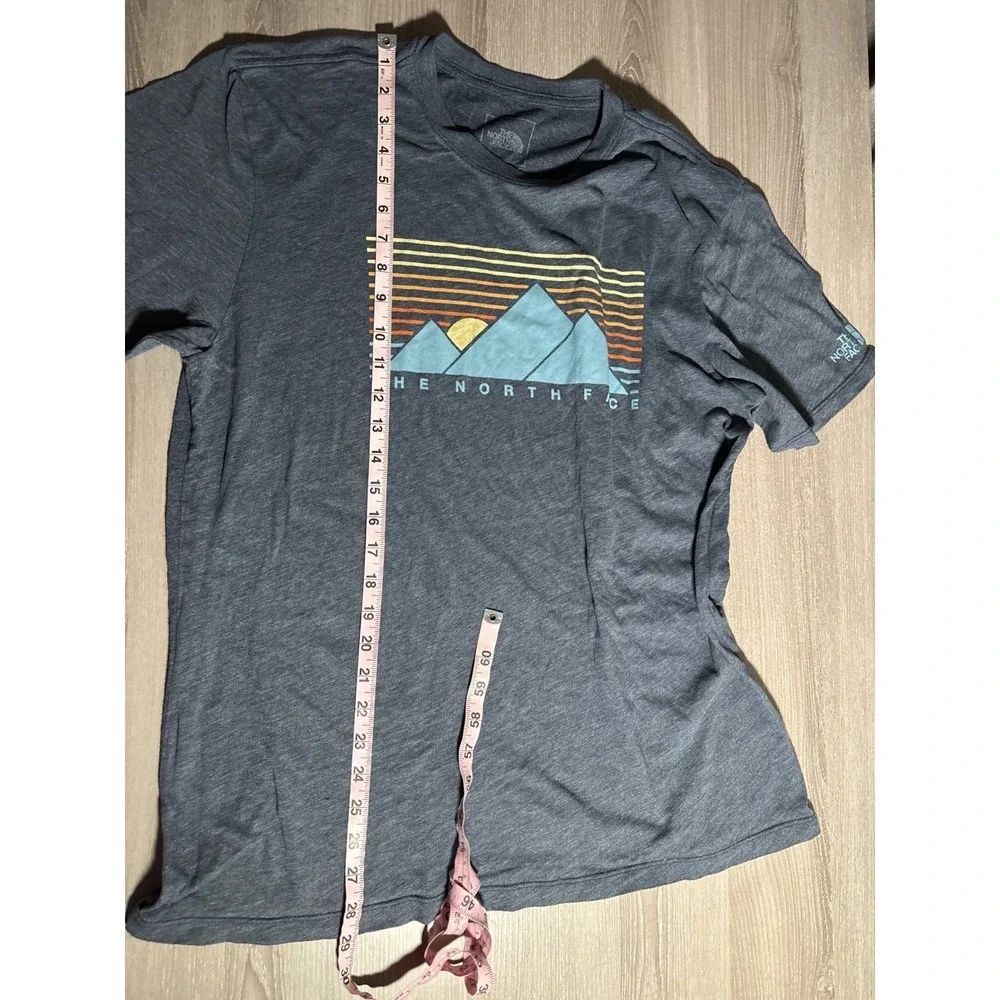 The North Face Mens L Graphic T-Shirt Grey Mountain Sunset Short Sleeve Gorpcore